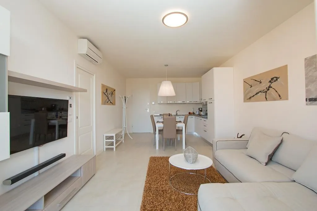 Le Corti Caterina Apartment Lonato 0*,